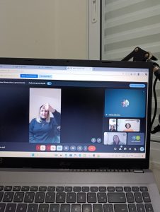 Aulas Práticas de LIBRAS