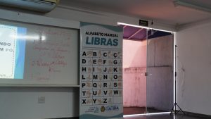 Aulas Práticas de LIBRAS